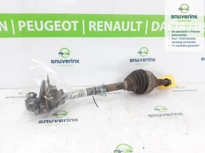 Gebruikte Steekas links-voor Renault Trafic New (FL) 2.5 dCi 16V 135 Prijs € 62,99 Margeregeling aangeboden door Snuverink Autodemontage
