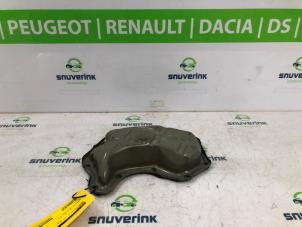 Gebruikte Carterpan Renault Kadjar (RFEH) 1.3 TCE 140 FAP 16V Prijs € 38,12 Inclusief btw aangeboden door Snuverink Autodemontage