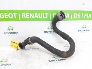 Gebruikte Intercooler Slang Renault Scénic III (JZ) 1.4 16V TCe 130 Prijs € 25,00 Margeregeling aangeboden door Snuverink Autodemontage