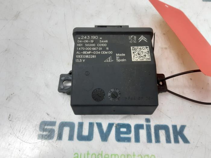 Gebruikte Computer Verlichting DS Automobiles DS 3/Crossback (UC/UJ/UR) 1.2 12V PureTech 100 Prijs € 72,00 Margeregeling aangeboden door Snuverink Autodemontage