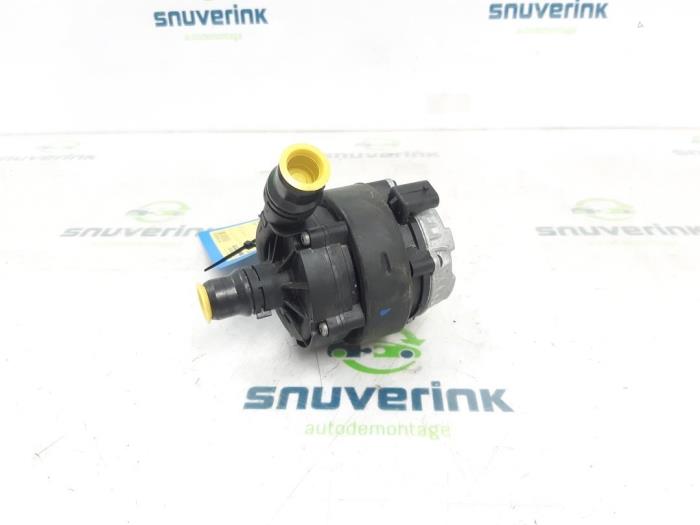 Gebruikte Waterpomp Peugeot 208 II (UB/UH/UP) e-208 50 kWh Prijs € 42,35 Inclusief btw aangeboden door Snuverink Autodemontage