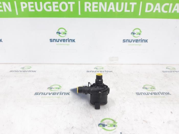 Gebruikte Waterpomp Peugeot 208 II (UB/UH/UP) e-208 50 kWh Prijs € 36,00 Inclusief btw aangeboden door Snuverink Autodemontage