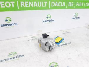 Gebruikte Warmtewisselaar Peugeot 208 II (UB/UH/UP) e-208 50 kWh Prijs € 96,80 Inclusief btw aangeboden door Snuverink Autodemontage