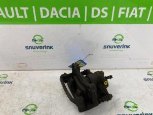 Gebruikte Remklauw (Tang) rechts-achter Peugeot Boxer (U9) 2.2 HDi 110 Euro 5 Prijs € 54,45 Inclusief btw aangeboden door Snuverink Autodemontage