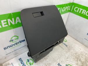 Gebruikte Dashboardkastje Opel Corsa F (UB/UH/UP) 1.2 12V 75 Prijs € 72,58 Inclusief btw aangeboden door Snuverink Autodemontage