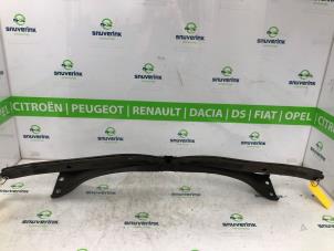 Gebruikte Stabilisatorstang achter Renault Twingo III (AH) 1.0 SCe 70 12V Prijs € 135,00 Margeregeling aangeboden door Snuverink Autodemontage