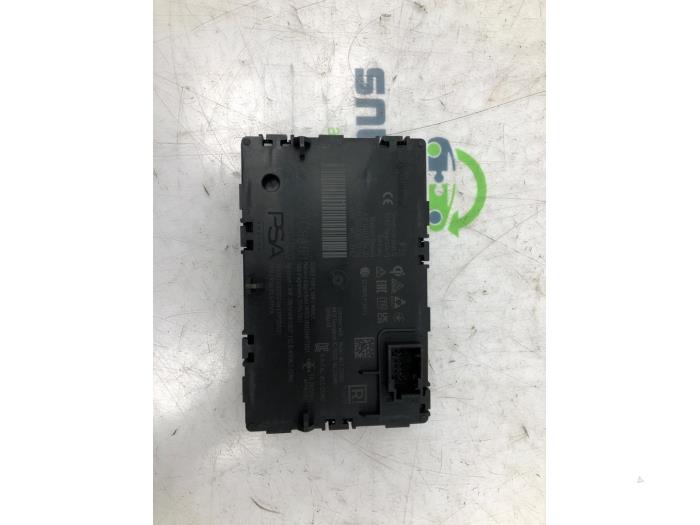 Gebruikte Computer Diversen DS Automobiles DS 7 1.6 16V E-Tense 300 4x4 Prijs € 134,21 Inclusief btw aangeboden door Snuverink Autodemontage
