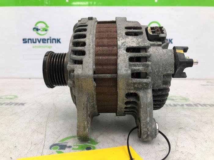 Gebruikte Dynamo Renault Clio IV (5R) 1.6 Turbo 16V RS 200 EDC Prijs € 114,93 Inclusief btw aangeboden door Snuverink Autodemontage