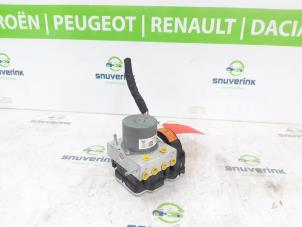 Gebruikte ABS Pomp DS Automobiles DS 7 1.6 16V E-Tense 300 4x4 Prijs € 424,71 Inclusief btw aangeboden door Snuverink Autodemontage