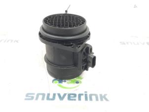 Gebruikte Luchtmassameter DS Automobiles DS 7 1.6 16V E-Tense 300 4x4 Prijs € 43,56 Inclusief btw aangeboden door Snuverink Autodemontage