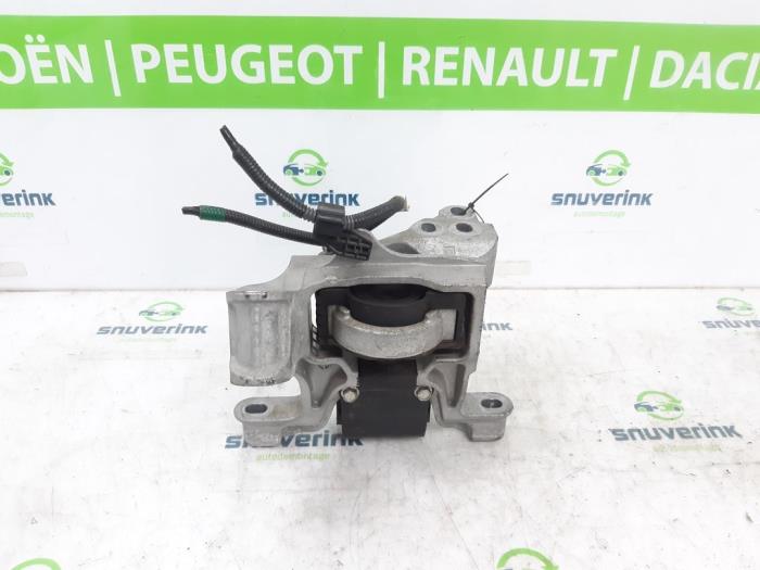 Gebruikte Motorsteun Mazda CX-3 (DJ/DK) 2.0 SkyActiv-G 120 Prijs € 112,50 Margeregeling aangeboden door Snuverink Autodemontage