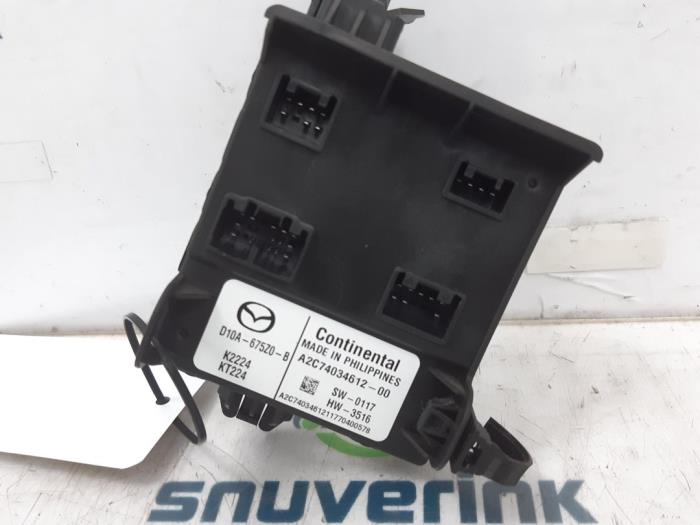 Computer Body Control van een Mazda CX-3 (DJ/DK) 2.0 SkyActiv-G 120 2017