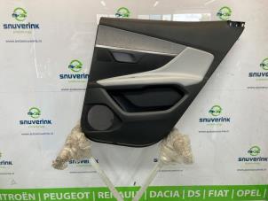 Gebruikte Portierbekleding 4Deurs rechts-achter Peugeot 3008 II (M4/MC/MJ/MR) 1.2 12V e-THP PureTech 130 Prijs € 59,98 Margeregeling aangeboden door Snuverink Autodemontage