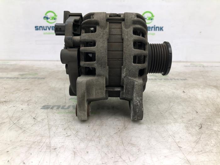 Gebruikte Dynamo Renault Twingo III (AH) 1.0 SCe 70 12V Prijs € 74,98 Margeregeling aangeboden door Snuverink Autodemontage