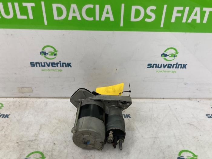 Gebruikte Startmotor Renault Twingo III (AH) 1.0 SCe 70 12V Prijs € 40,00 Margeregeling aangeboden door Snuverink Autodemontage