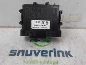 Gebruikte Computer Diversen Renault Arkana (RJLL) 1.3 Mild Hybrid 160 16V Prijs € 174,24 Inclusief btw aangeboden door Snuverink Autodemontage