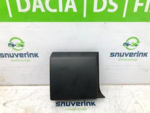 Gebruikte Sierstrip Renault Trafic (1FL/2FL/3FL/4FL) 1.6 dCi 115 Prijs € 42,35 Inclusief btw aangeboden door Snuverink Autodemontage