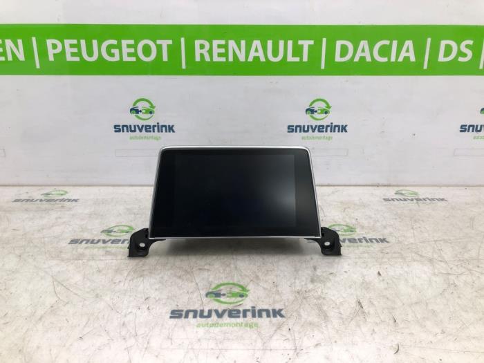 Gebruikte Display Interieur Peugeot 3008 II (M4/MC/MJ/MR) 1.2 12V e-THP PureTech 130 Prijs € 175,00 Margeregeling aangeboden door Snuverink Autodemontage