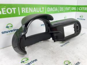 Gebruikte Dashboard deel Renault Twingo III (AH) 1.0 SCe 70 12V Prijs € 130,50 Margeregeling aangeboden door Snuverink Autodemontage