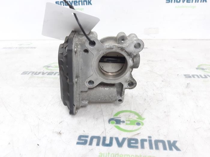 Gebruikte Gasklephuis Nissan Qashqai (J11) 1.2 DIG-T 16V Prijs € 19,98 Margeregeling aangeboden door Snuverink Autodemontage