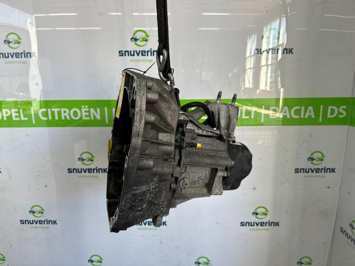Gebruikte Versnellingsbak Dacia Logan MCV II/III/Sandero Wagon 0.9 TCE 12V LPG Prijs € 495,00 Margeregeling aangeboden door Snuverink Autodemontage