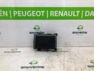 Gebruikte Display Interieur Renault Captur (2R) 1.5 Energy dCi 90 FAP Prijs € 79,98 Margeregeling aangeboden door Snuverink Autodemontage