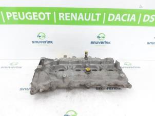 Gebruikte Kleppendeksel Renault Scénic III (JZ) 1.4 16V TCe 130 Prijs € 58,50 Margeregeling aangeboden door Snuverink Autodemontage