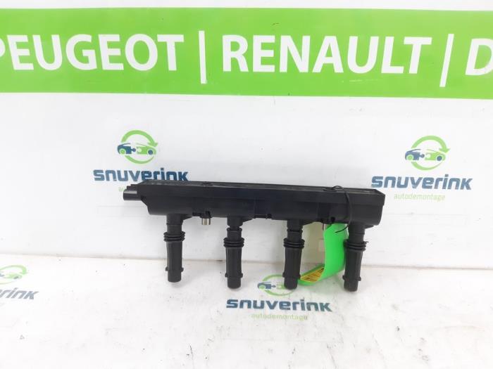 Gebruikte Bobine Opel Adam 1.4 16V Prijs € 42,07 Margeregeling aangeboden door Snuverink Autodemontage