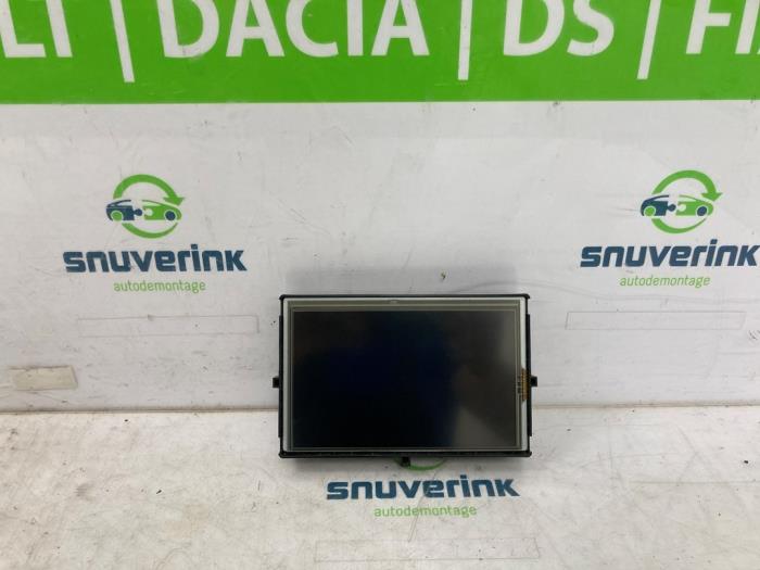 Gebruikte Display Interieur Renault Clio IV Estate/Grandtour (7R) 0.9 Energy TCE 12V Prijs € 75,00 Margeregeling aangeboden door Snuverink Autodemontage
