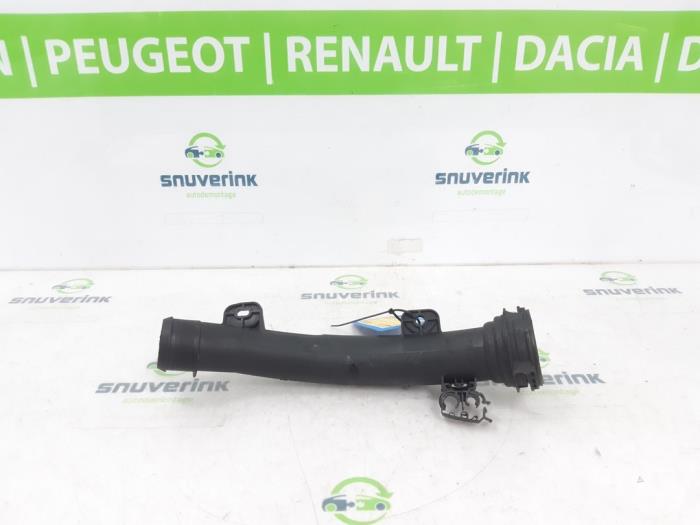Gebruikte Intercooler Slang Peugeot 208 II (UB/UH/UP) 1.2 Vti 12V PureTech 100 Prijs € 30,86 Inclusief btw aangeboden door Snuverink Autodemontage