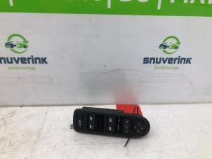 Gebruikte Schakelblok ruiten Citroen C3 (SC) 1.2 VTi 82 12V Prijs € 67,50 Margeregeling aangeboden door Snuverink Autodemontage