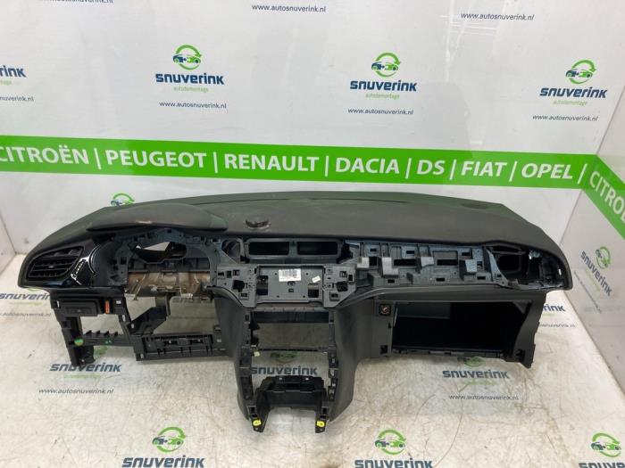 Dashboard van een Citroën DS3 (SA) 1.6 VTi 120 16V 2011