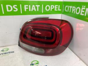 Gebruikte Achterlicht rechts Citroen C3 (SX/SW) 1.2 12V e-THP PureTech 110 Prijs € 90,00 Margeregeling aangeboden door Snuverink Autodemontage