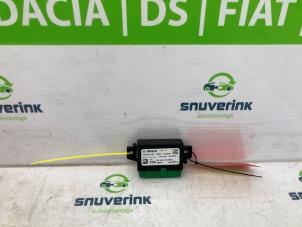 Gebruikte Module PDC Citroen C3 (SX/SW) 1.2 12V e-THP PureTech 110 Prijs € 36,00 Margeregeling aangeboden door Snuverink Autodemontage