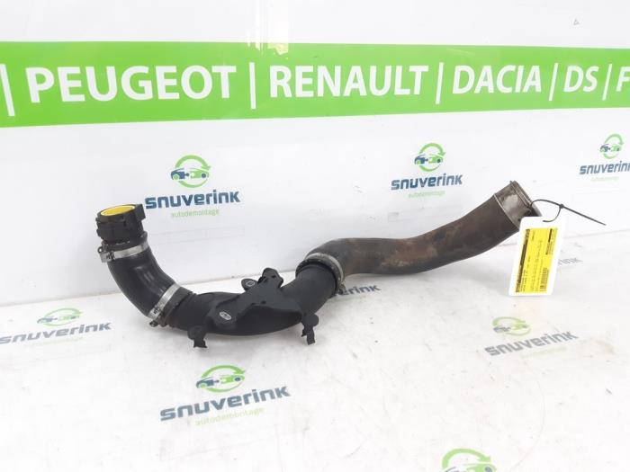 Gebruikte Intercooler Slang Dacia Logan MCV II/III/Sandero Wagon 0.9 TCE 12V LPG Prijs € 26,77 Margeregeling aangeboden door Snuverink Autodemontage