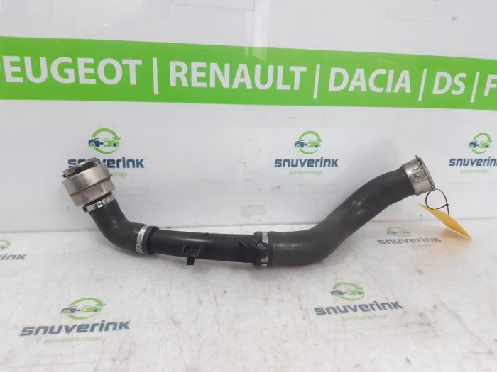 Intercooler Slang Renault Captur II (RJB), 2020 1.3 Mild Hybrid 140, TCe 140 16V, SUV, Elektrisch Benzine, 1.332cc, 103kW (140pk), FWD, H5H490; H5HE4, 2020-09, RJBHH2N0 (Gebruikt)