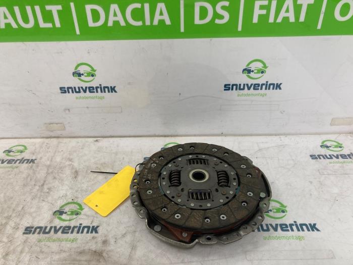Gebruikte Koppelingsset (compleet) Renault Kangoo Express (FW) 1.5 dCi 90 FAP Prijs € 54,45 Inclusief btw aangeboden door Snuverink Autodemontage