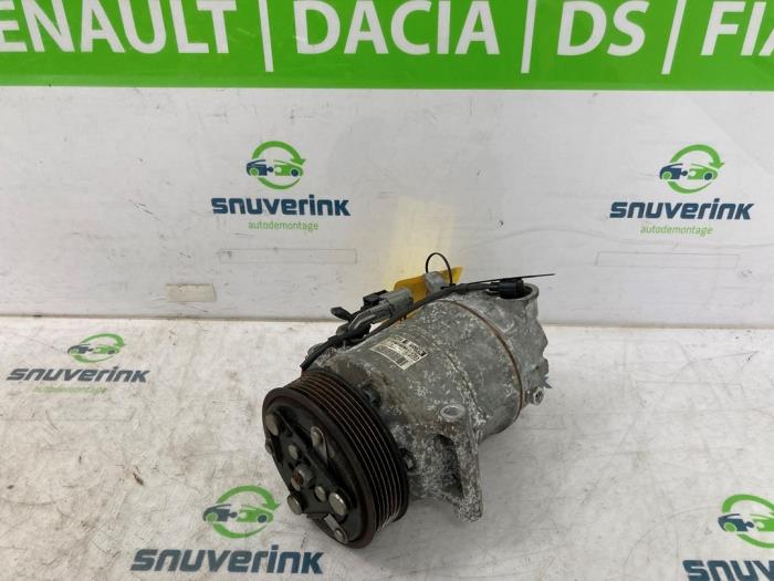 Gebruikte Aircopomp Renault Megane IV Estate (RFBK) 1.3 TCE 115 16V Prijs € 75,00 Margeregeling aangeboden door Snuverink Autodemontage