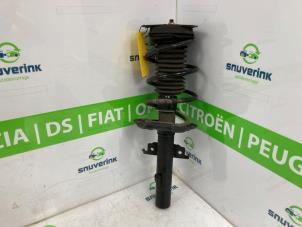 Gebruikte Mac Phersonpoot links-voor Renault Megane IV Estate (RFBK) 1.3 TCE 115 16V Prijs € 75,00 Margeregeling aangeboden door Snuverink Autodemontage