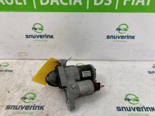 Gebruikte Startmotor Renault Megane IV Estate (RFBK) 1.3 TCE 115 16V Prijs € 90,00 Margeregeling aangeboden door Snuverink Autodemontage