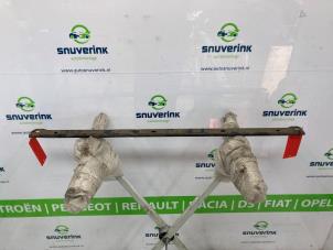 Gebruikte Radiateurbalk Citroen C3 Aircross I (2C/2R) 1.2 e-THP PureTech 110 Prijs € 72,60 Inclusief btw aangeboden door Snuverink Autodemontage