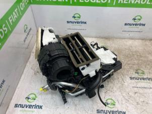 Gebruikte Chaufagebak Peugeot 308 SW (L4/L9/LC/LJ/LR) 1.6 BlueHDi 120 Prijs € 295,00 Margeregeling aangeboden door Snuverink Autodemontage