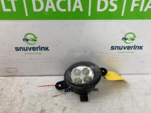 Gebruikte Dagrijverlichting rechts Renault Twingo III (AH) 1.0 SCe 70 12V Prijs € 67,50 Margeregeling aangeboden door Snuverink Autodemontage