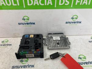 Gebruikte Computer Motormanagement Citroen C5 III Tourer (RW) 2.0 HDiF 16V Prijs € 195,98 Margeregeling aangeboden door Snuverink Autodemontage