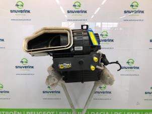 Gebruikte Chaufagebak Peugeot 308 SW (L4/L9/LC/LJ/LR) 1.6 BlueHDi 120 Prijs € 356,95 Inclusief btw aangeboden door Snuverink Autodemontage