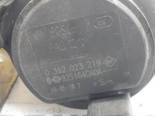 Gebruikte Waterpomp Renault Megane IV Estate (RFBK) 1.6 GT Energy TCE 205 EDC Prijs € 35,00 Margeregeling aangeboden door Snuverink Autodemontage