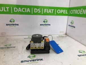 Gebruikte ABS Pomp Peugeot 208 II (UB/UH/UP) 1.2 Vti 12V PureTech 100 Prijs € 193,58 Inclusief btw aangeboden door Snuverink Autodemontage