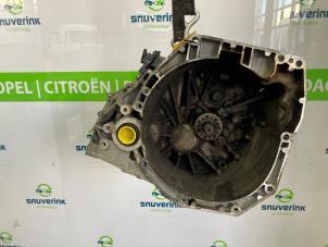 Gebruikte Versnellingsbak Renault Kadjar (RFEH) 1.3 TCE 140 FAP 16V Prijs op aanvraag aangeboden door Snuverink Autodemontage