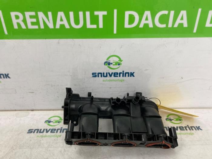 Gebruikte Spruitstuk Inlaat Renault Captur I (2R) 0.9 Energy TCE 12V Prijs € 81,00 Margeregeling aangeboden door Snuverink Autodemontage