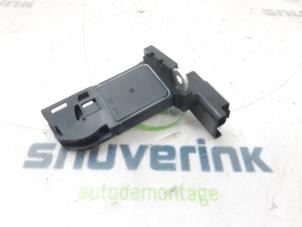 Gebruikte Luchtmassameter Peugeot Partner (EA//EF/EN/EU) 1.5 BlueHDi 75 Prijs € 36,30 Inclusief btw aangeboden door Snuverink Autodemontage